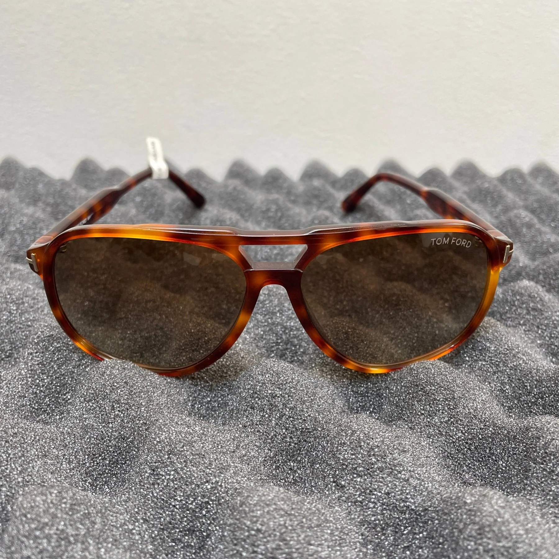 Tom Ford Tortoise Shell Aviator Sunglasses - Image 4