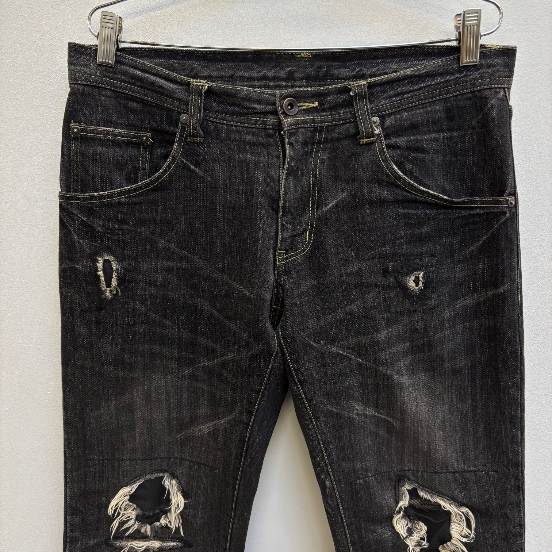 Tête Homme Acid Wash Distressed Denim Jeans - Image 3