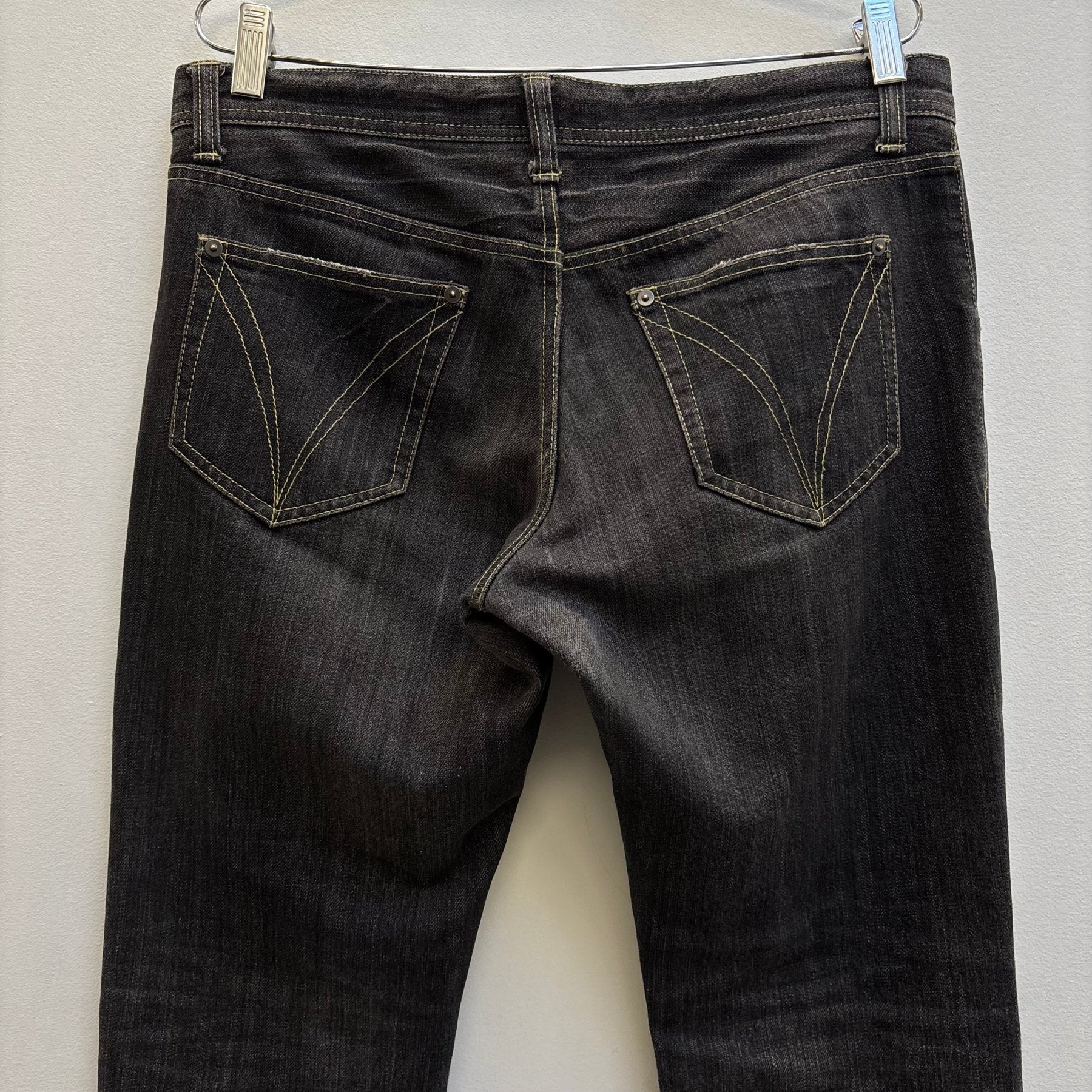 Tête Homme Acid Wash Distressed Denim Jeans - Image 9