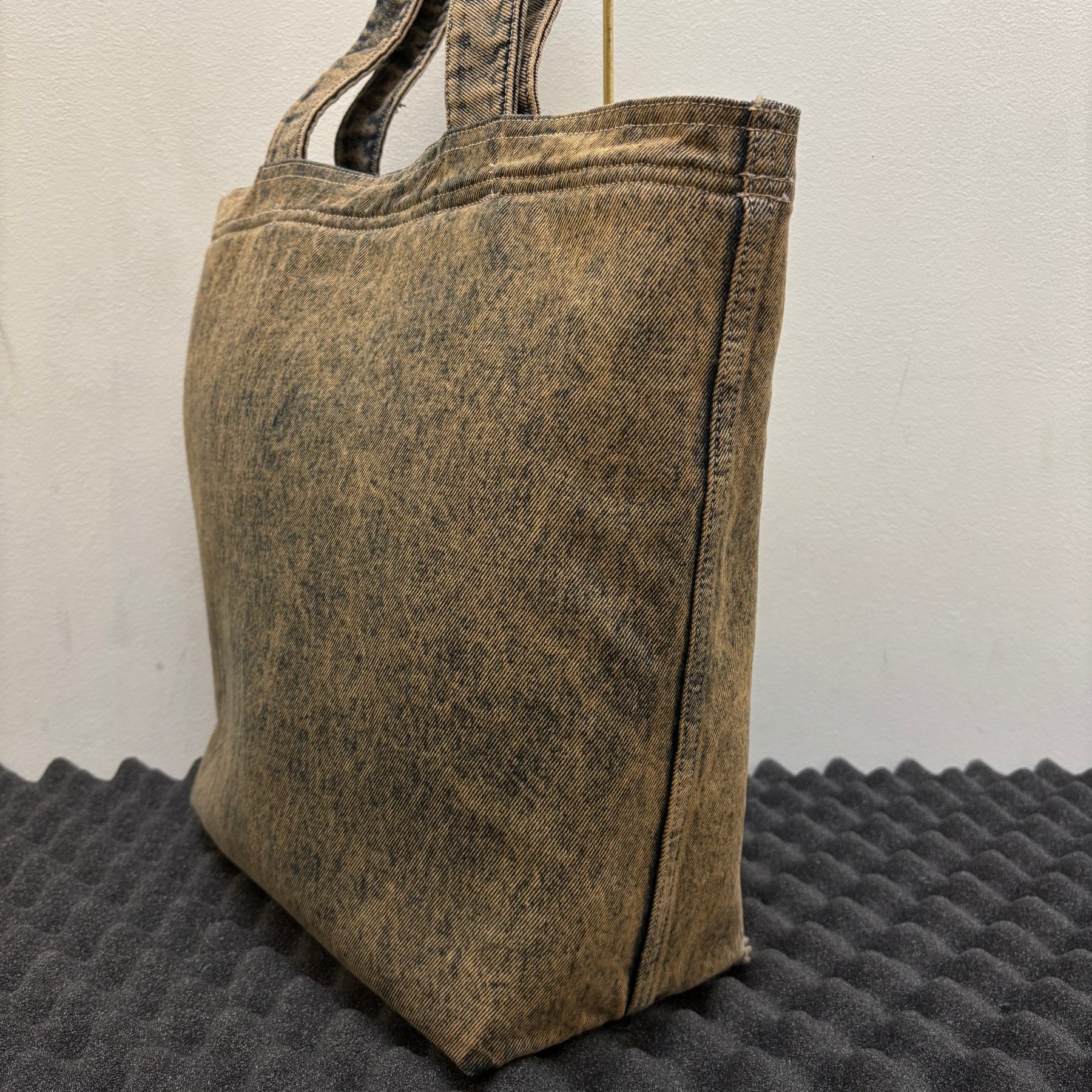 Y/Project Paris’ Best Distressed Denim Tote Bag - Image 12